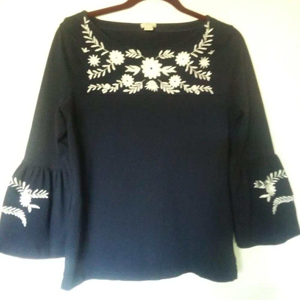 J.Crew ladies top in size medium.